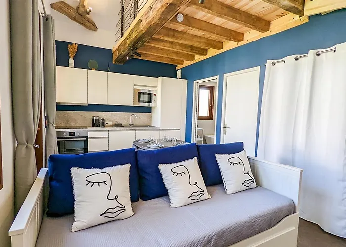 La Maison T&m 4* Dosches